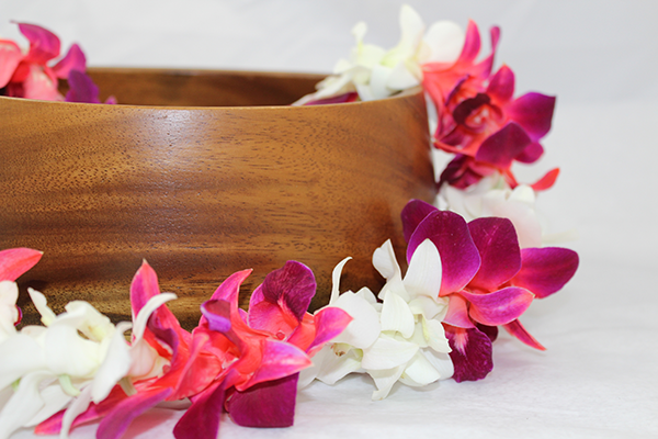 Mixed Tinted Orchid Lei Red