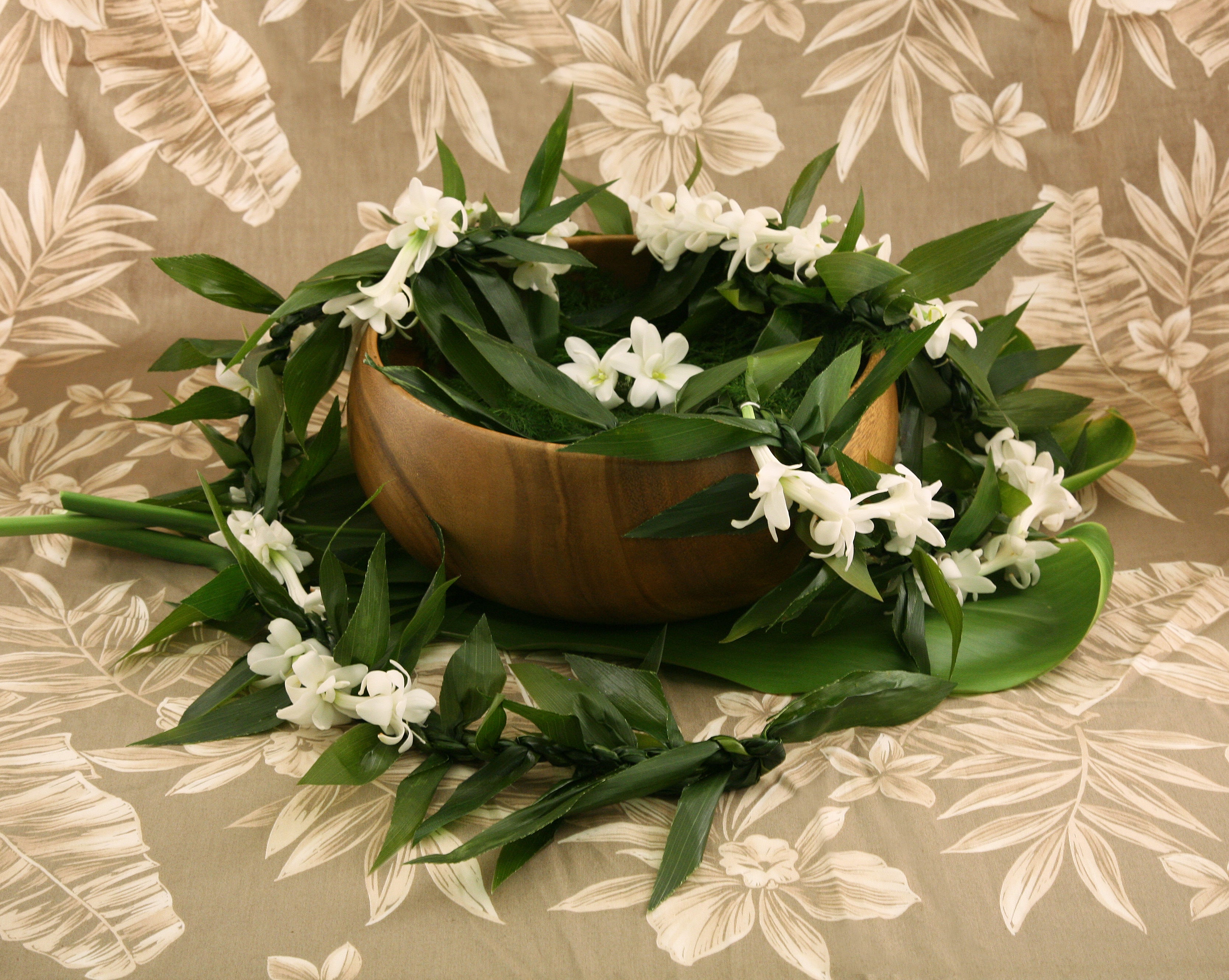 Ti Leaf Maile with Tuberose (Limited Stock)