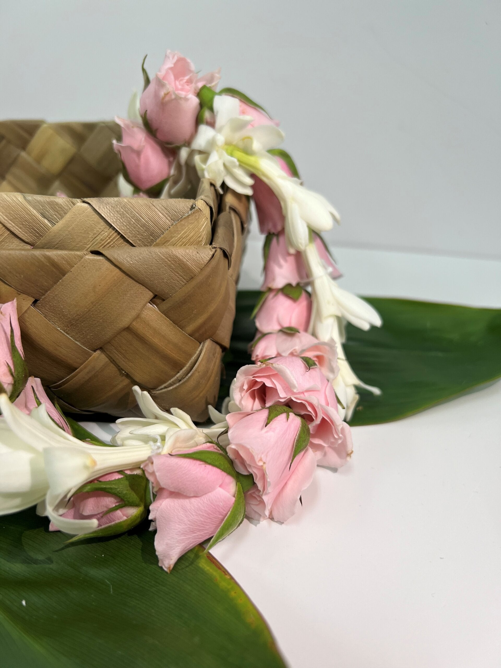 Tuberose Twined with Baby Roses (Limited Stock)